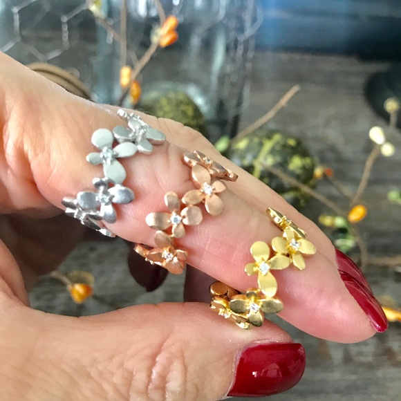 3 (Yellow, White, Rose Gold) Rings - Picture 3 of 4